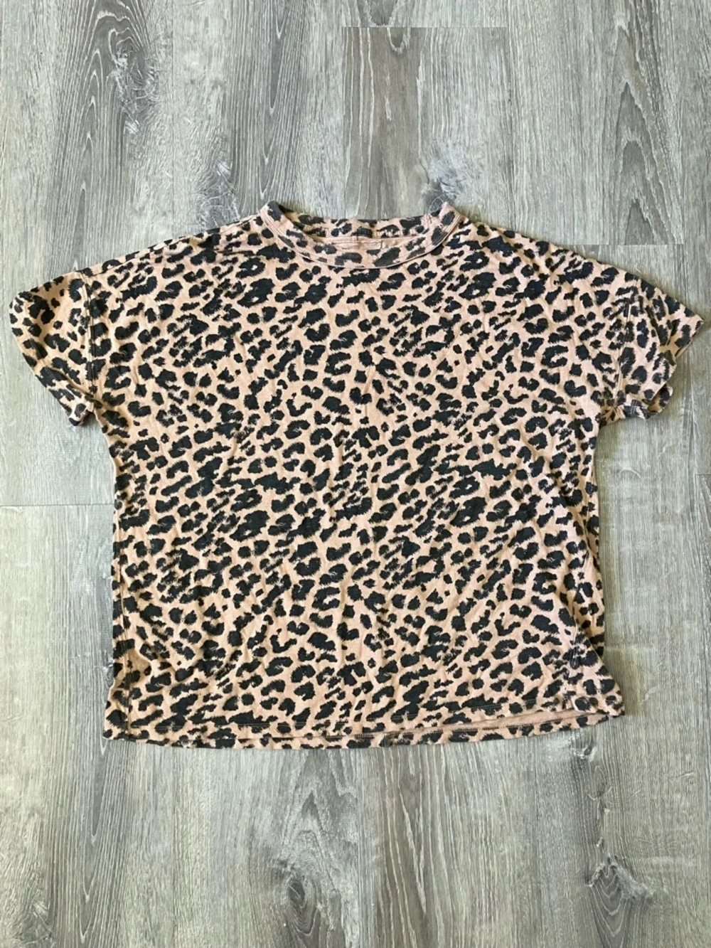 Aerie Tee Bundle (2) - Picture 7 of 11
